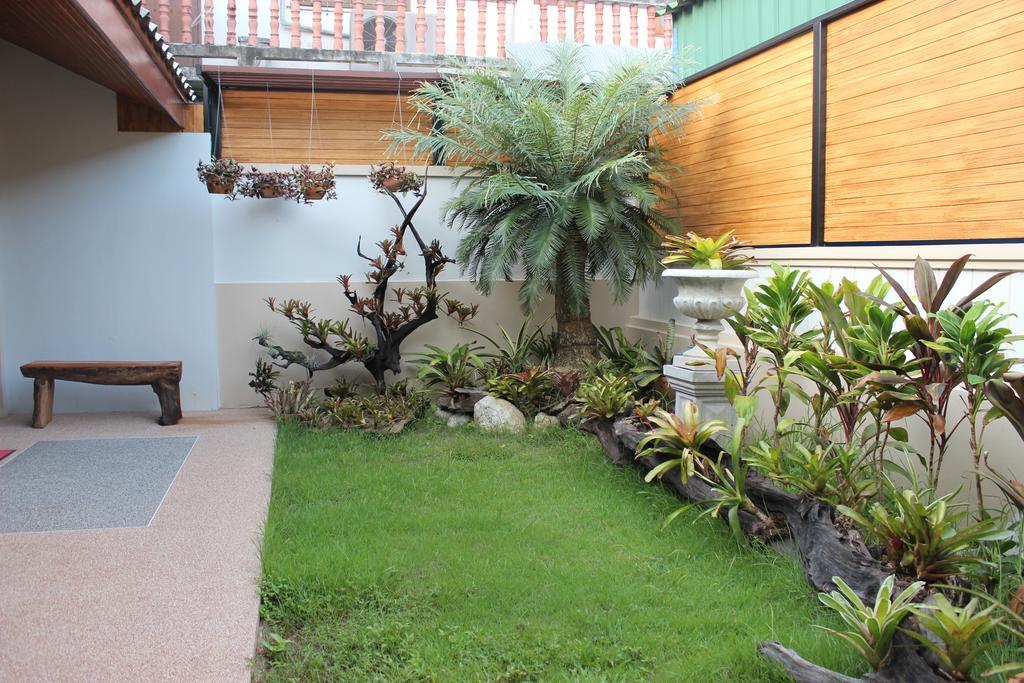 Tree Home Plus Nakhon Si Thammarat Exterior foto